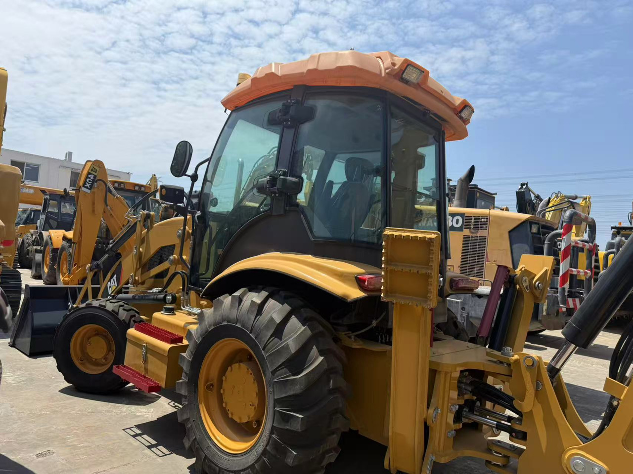 CATERPILLAR 420F - Backhoe loader: picture 4 CATERPILLAR 420F - Backhoe loader: picture 4