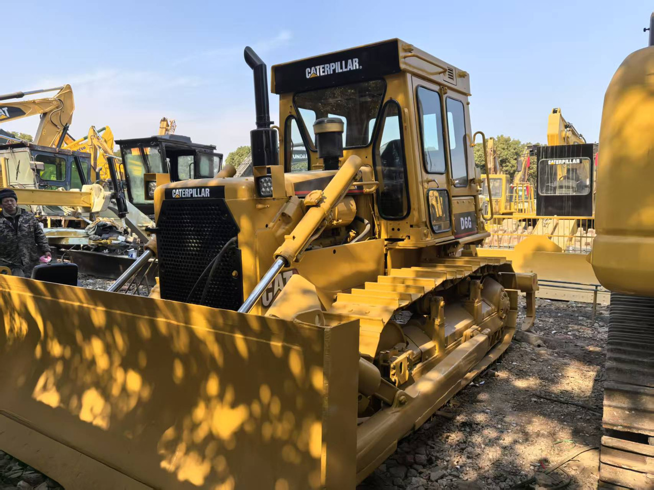 CATERPILLAR D6G - Bulldozer: picture 2 CATERPILLAR D6G - Bulldozer: picture 2