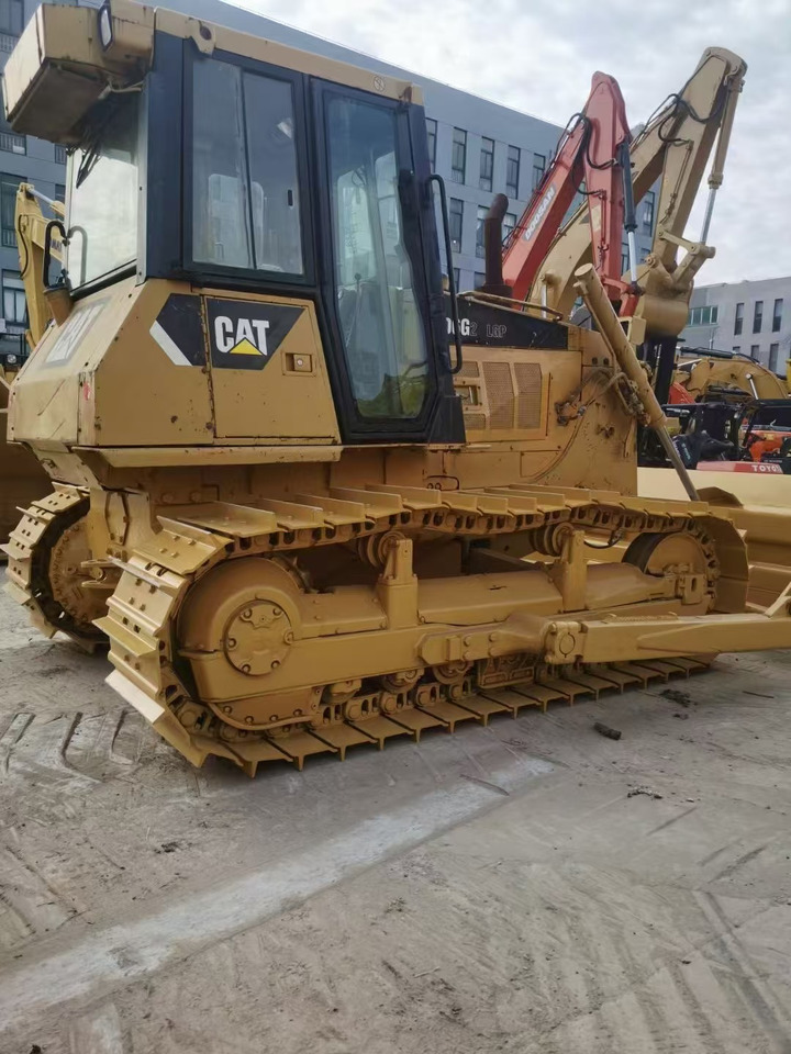CATERPILLAR D6G2 - Bulldozer: picture 5 CATERPILLAR D6G2 - Bulldozer: picture 5
