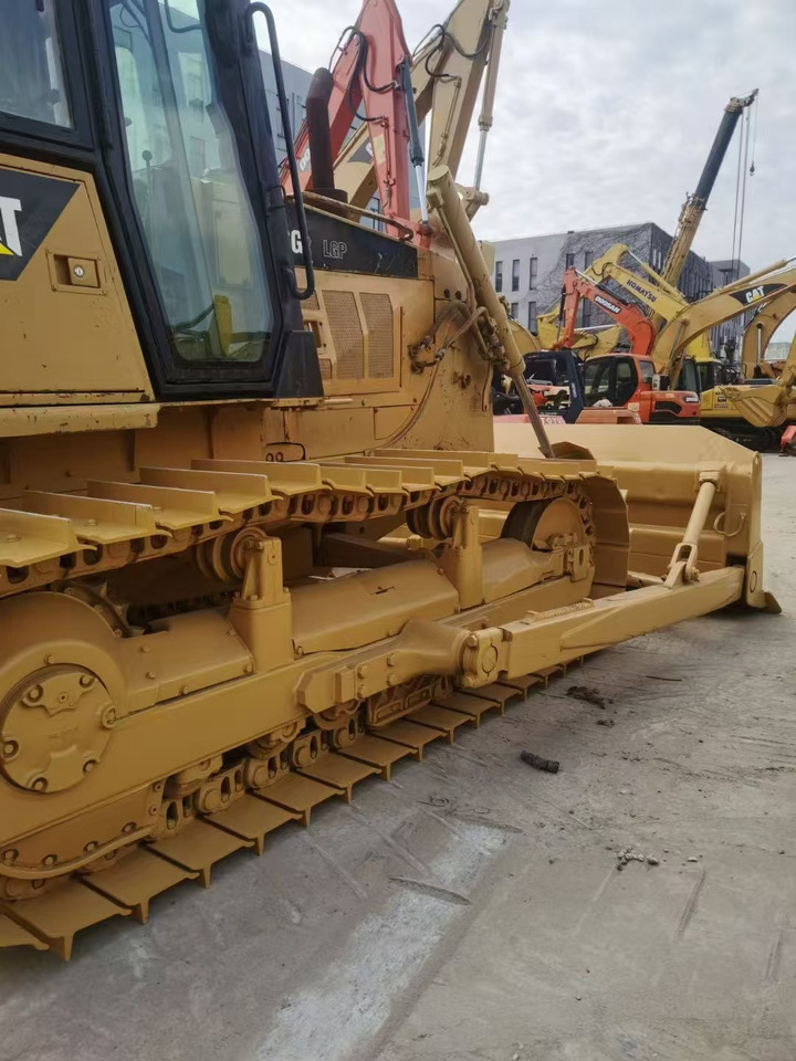CATERPILLAR D6G2 - Bulldozer: picture 3 CATERPILLAR D6G2 - Bulldozer: picture 3