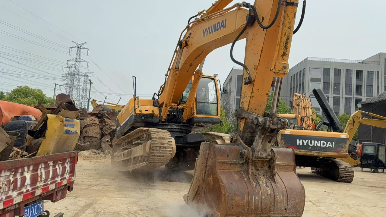 HYUNDAI R520 - Crawler excavator: picture 3 HYUNDAI R520 - Crawler excavator: picture 3