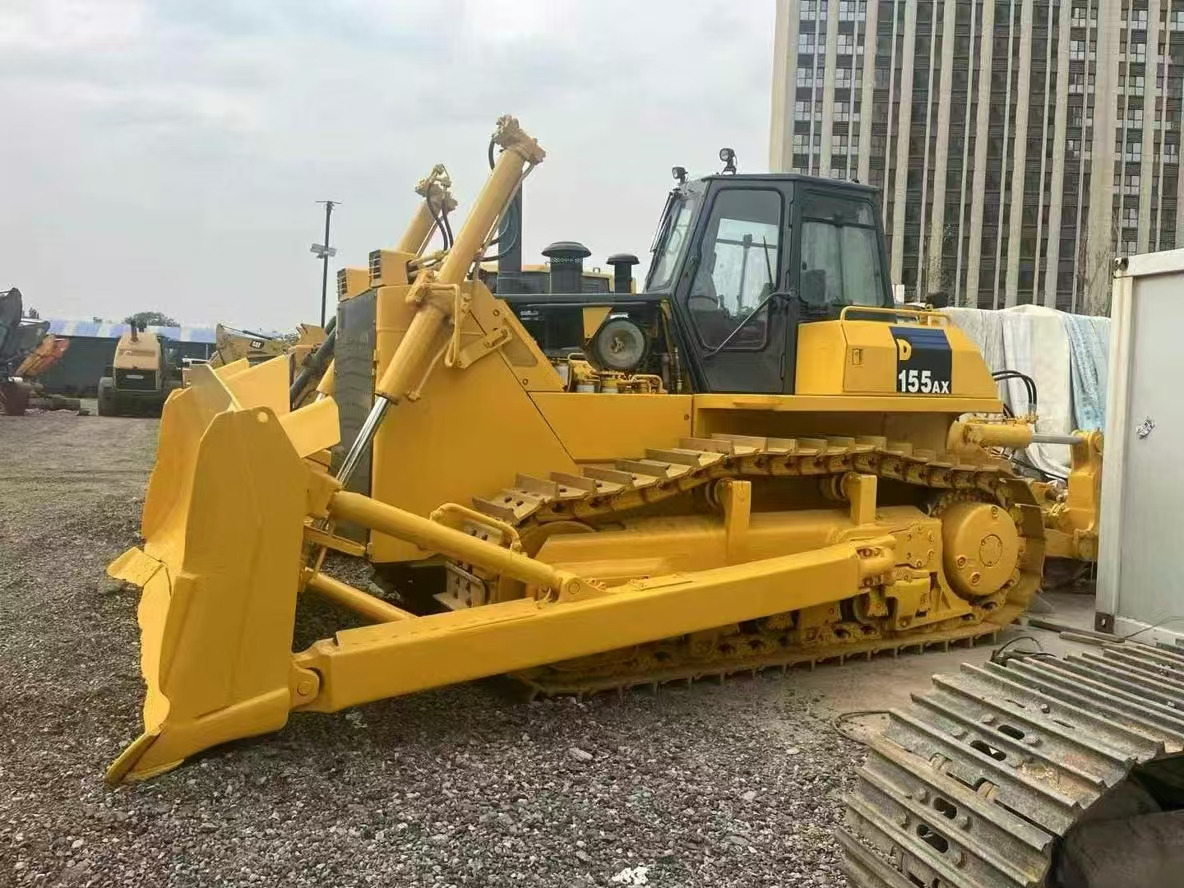 KOMATSU D155A-5 - Bulldozer: picture 3 KOMATSU D155A-5 - Bulldozer: picture 3