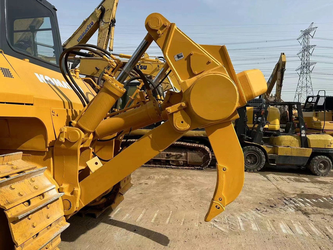 KOMATSU D155A-5 - Bulldozer: picture 5 KOMATSU D155A-5 - Bulldozer: picture 5