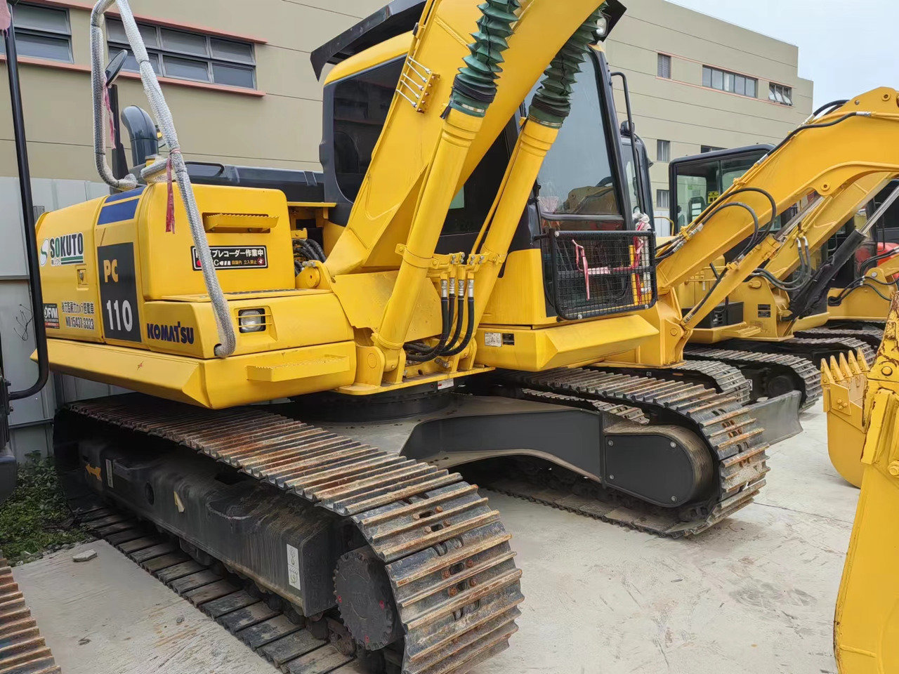 KOMATSU PC110-7 - Crawler excavator: picture 2 KOMATSU PC110-7 - Crawler excavator: picture 2