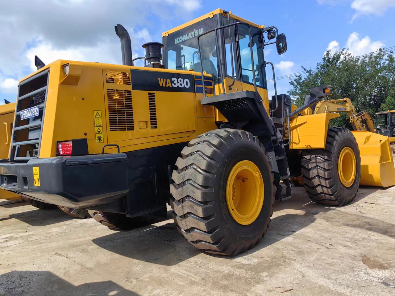 KOMATSU WA380-6 - Wheel loader: picture 1 KOMATSU WA380-6 - Wheel loader: picture 1