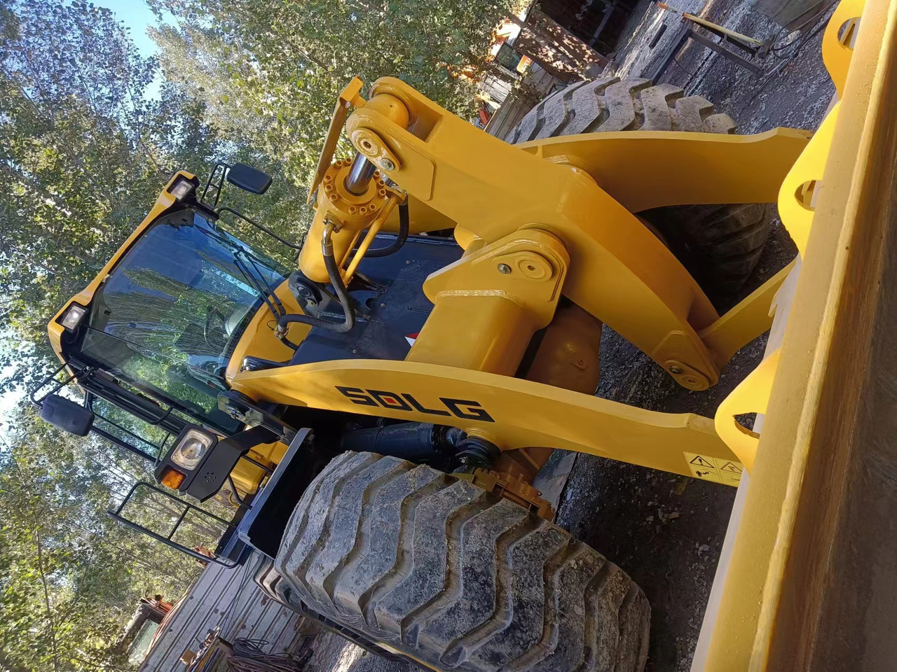 SDLG LG955F - Wheel loader: picture 3 SDLG LG955F - Wheel loader: picture 3