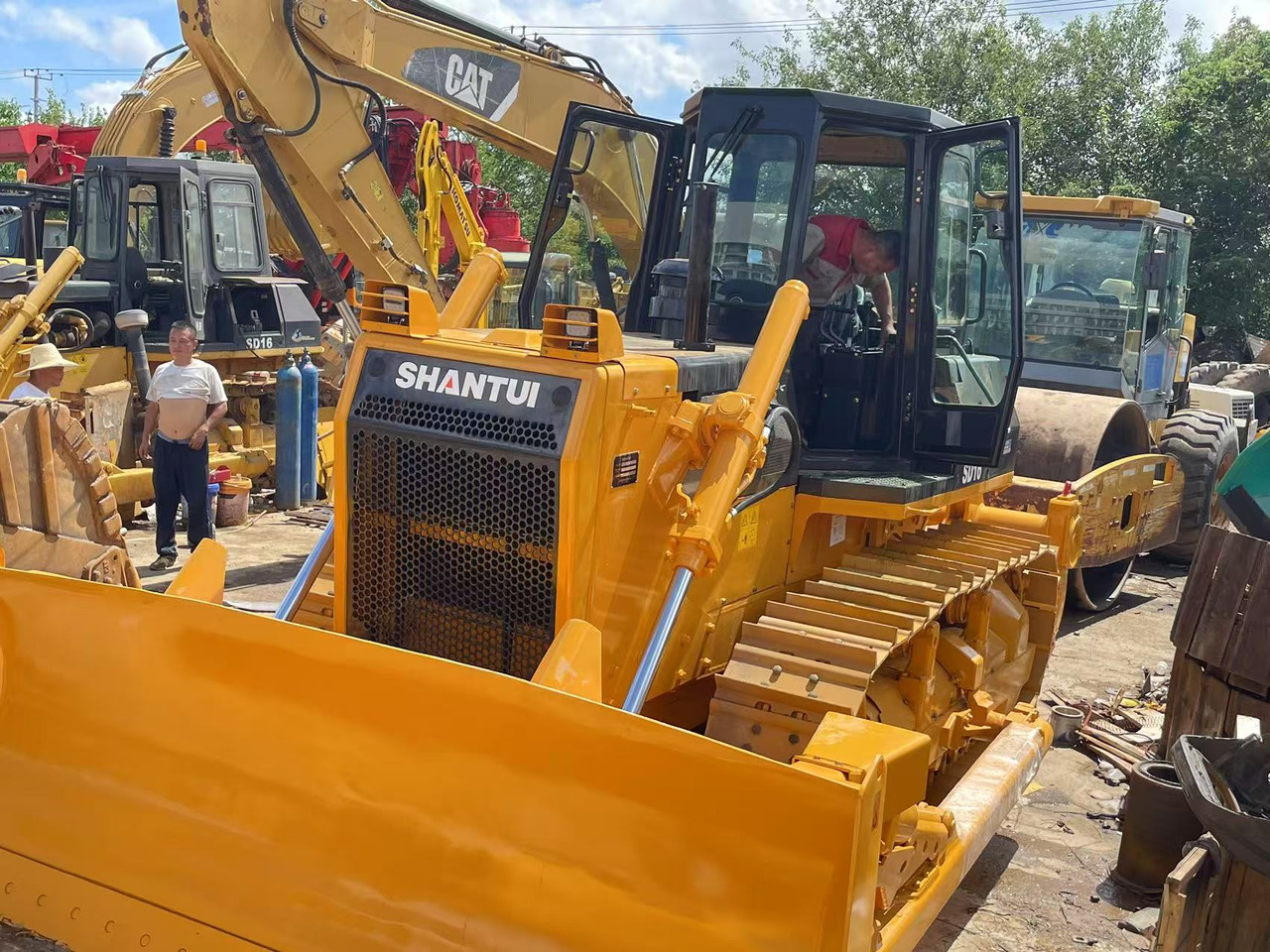 SHANTUI SD16 - Bulldozer: picture 4 SHANTUI SD16 - Bulldozer: picture 4