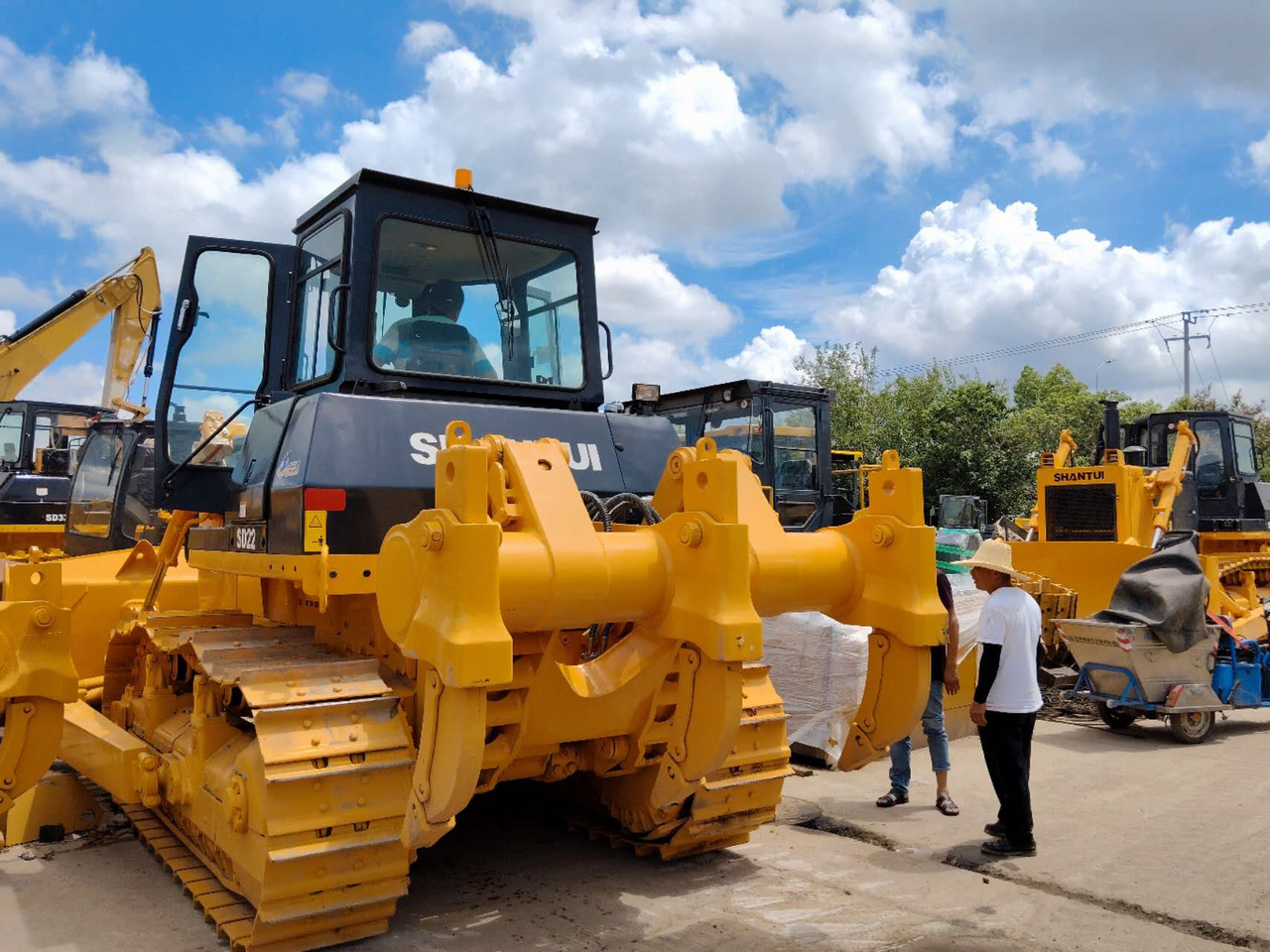 SHANTUI SD22 - Bulldozer: picture 2 SHANTUI SD22 - Bulldozer: picture 2