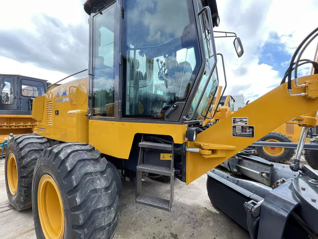 XCMG GR1803 - Grader: picture 5 XCMG GR1803 - Grader: picture 5