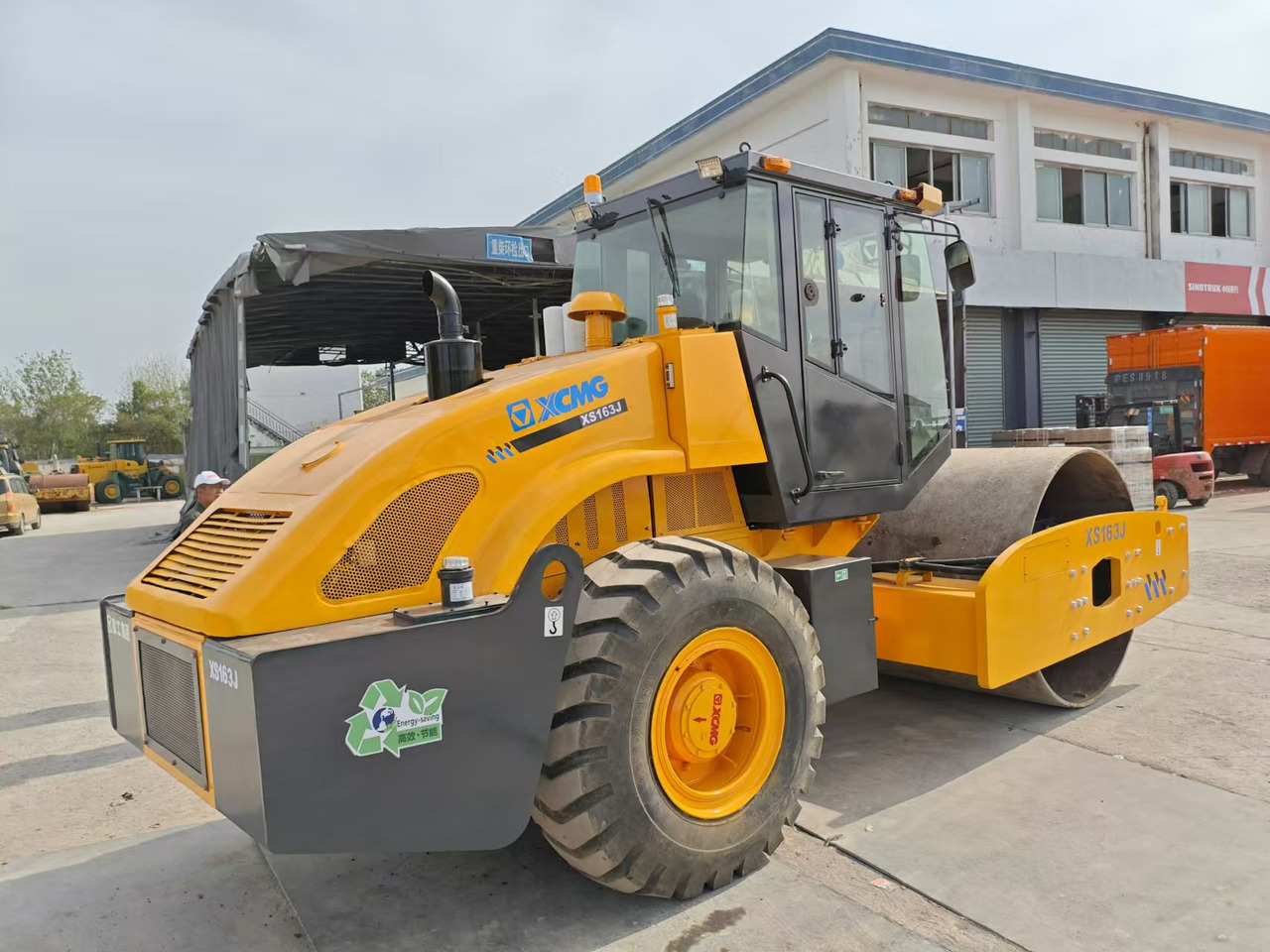 XCMG XS163J - Road roller: picture 1 XCMG XS163J - Road roller: picture 1