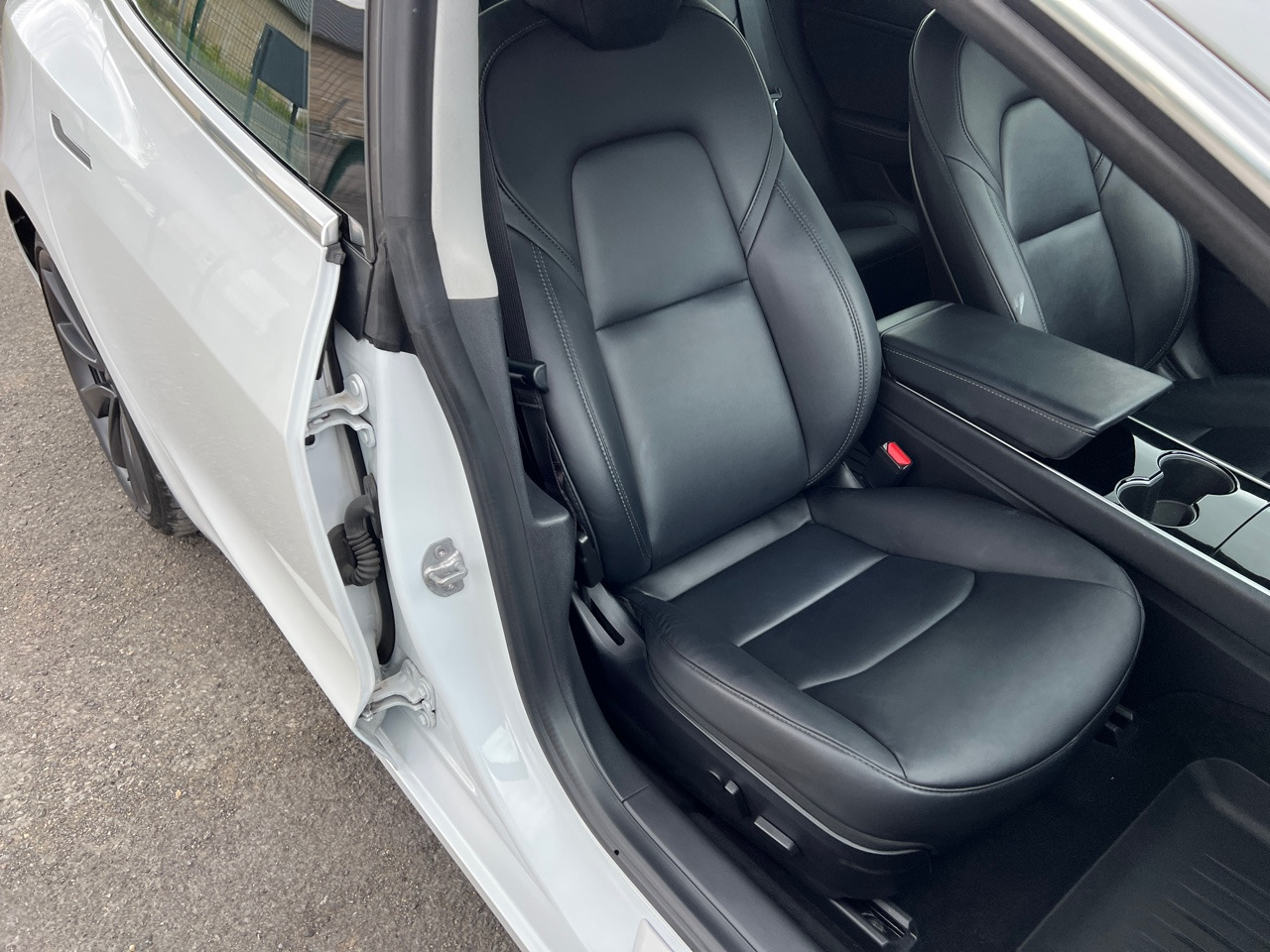 Sedan TESLA Model 3 Performance Dual Motor FSD 3 Autopilot: picture 30