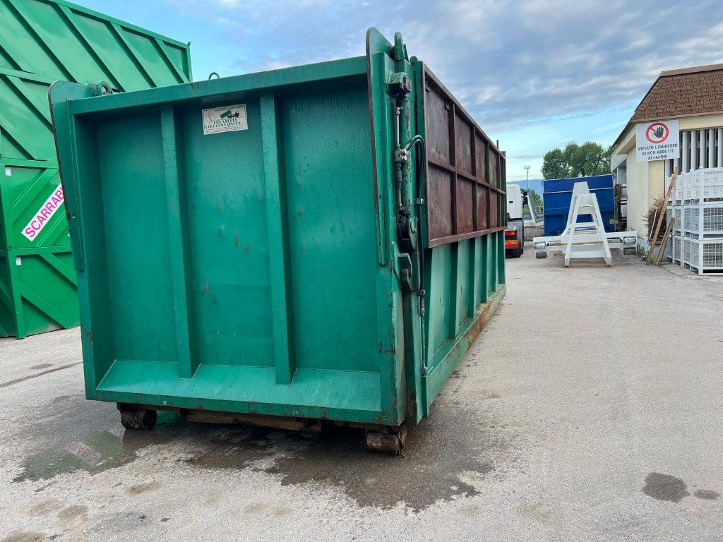 CONTAINER SCARRABILE USATO CON COPERCHIO - Roll-off container: picture 4 CONTAINER SCARRABILE USATO CON COPERCHIO - Roll-off container: picture 4