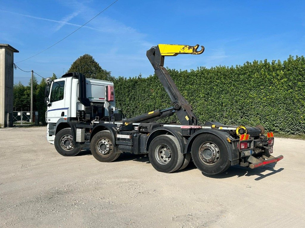 DAF CF85 SCARRABILE - Hook lift truck: picture 3 DAF CF85 SCARRABILE - Hook lift truck: picture 3