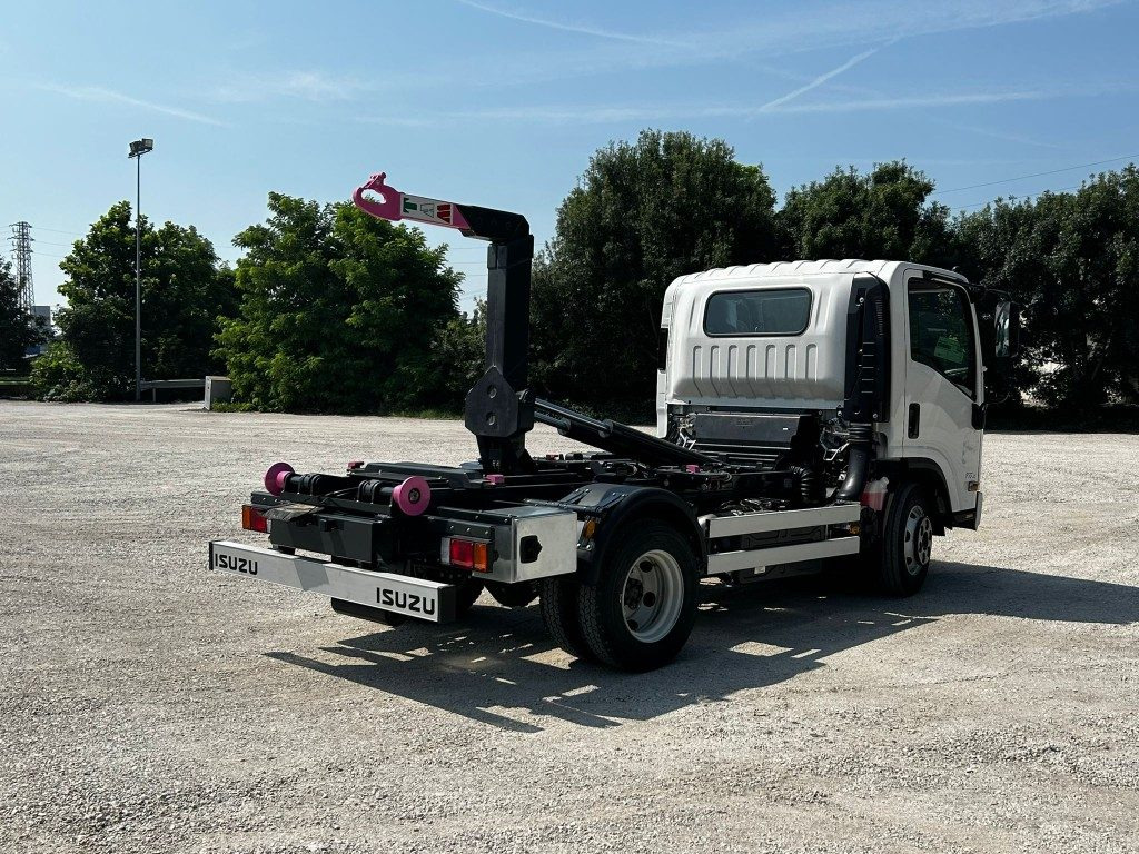 New Hook lift truck ISUZU P75 NUOVO SCARRABILE: picture 7 New Hook lift truck ISUZU P75 NUOVO SCARRABILE: picture 7