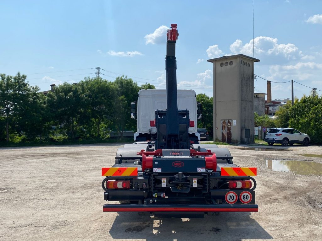 MERCEDES-BENZ ANTOS 25.43 SCARRABILE FULL PNEUMATICO 3 - Hook lift truck: picture 5 MERCEDES-BENZ ANTOS 25.43 SCARRABILE FULL PNEUMATICO 3 - Hook lift truck: picture 5