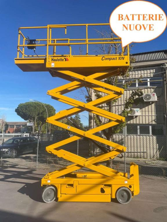 Haulotte COMPACT 10N - Scissor lift: picture 1 Haulotte COMPACT 10N - Scissor lift: picture 1