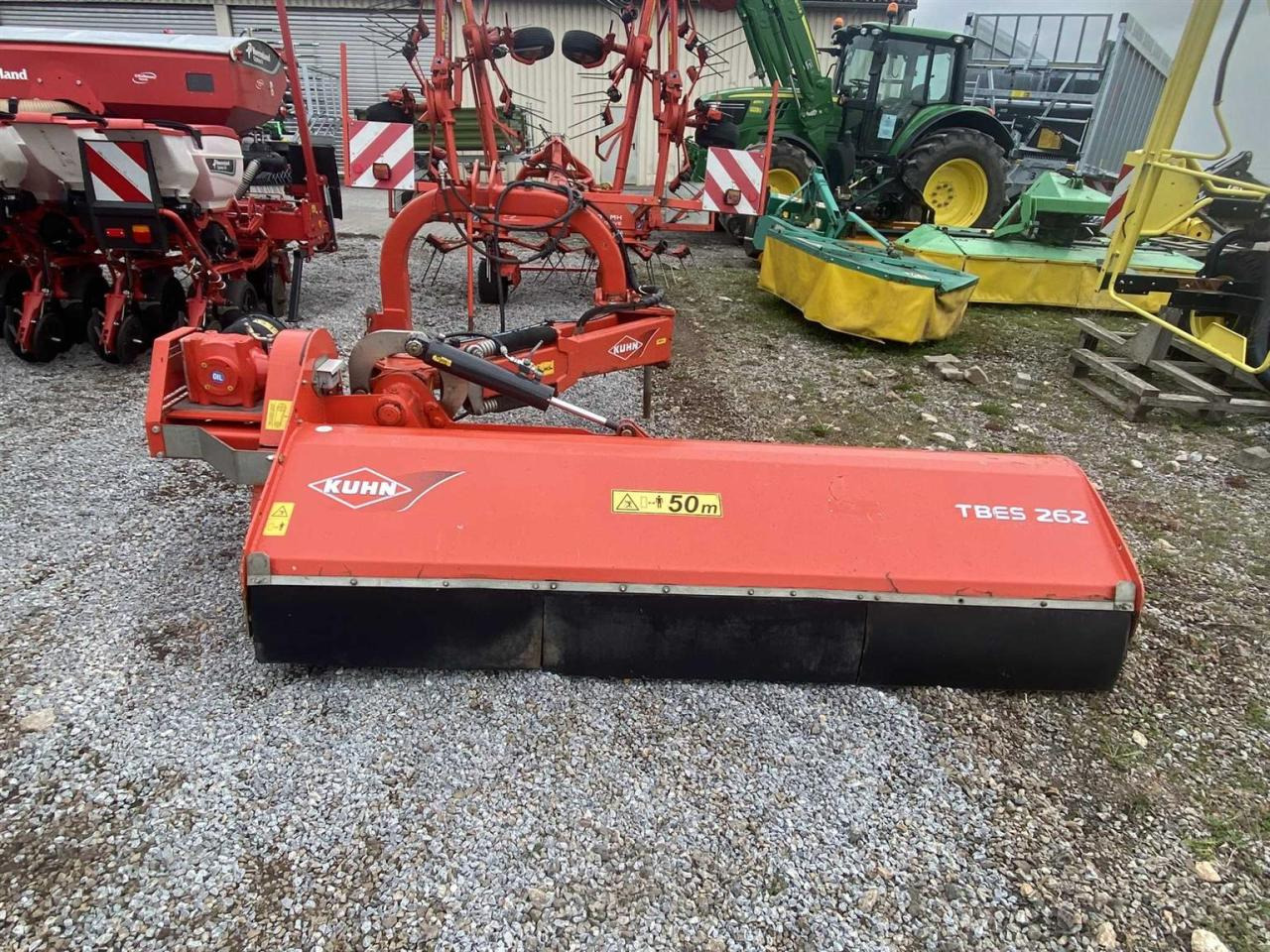 Kuhn TBES 262 - Flail mower: picture 1 Kuhn TBES 262 - Flail mower: picture 1