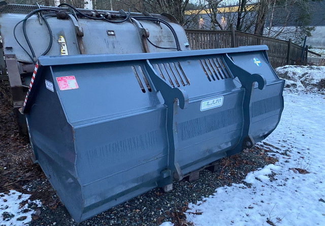 Siljum MekanPolannekauha 3,8m3 - Loader bucket: picture 1 Siljum MekanPolannekauha 3,8m3 - Loader bucket: picture 1