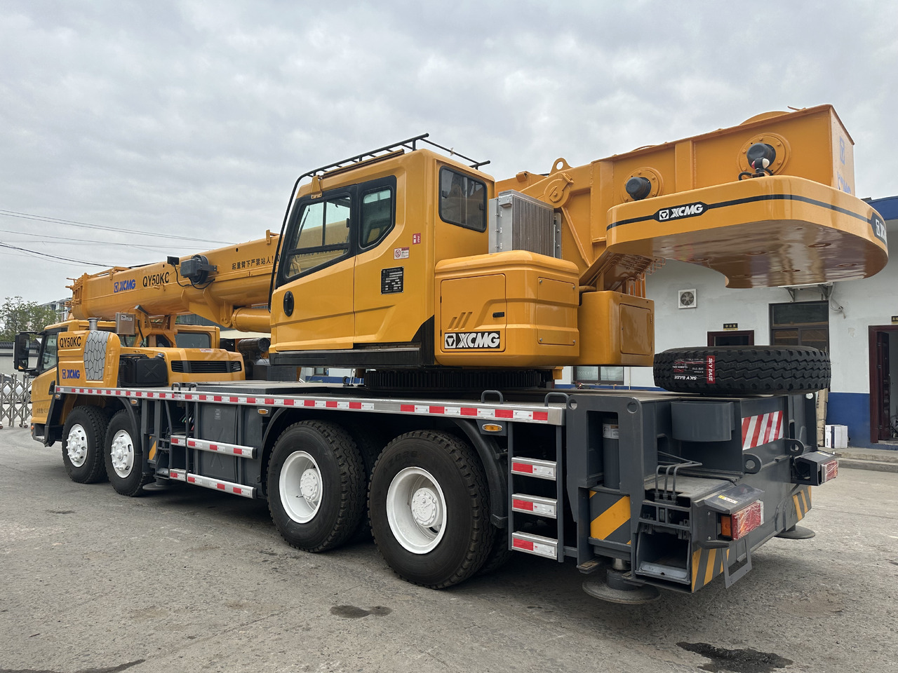 XCMG QY50KC 50 Ton 55ton truck crane - Mobile crane: picture 2 XCMG QY50KC 50 Ton 55ton truck crane - Mobile crane: picture 2