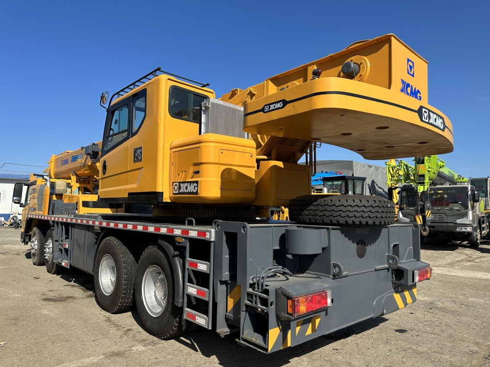 XCMG XCT55 XCT50 QY50KC QY50KA QY50K-II 25 ton 35 ton 40 ton 55 ton 50 ton truck crane - Mobile crane: picture 4 XCMG XCT55 XCT50 QY50KC QY50KA QY50K-II 25 ton 35 ton 40 ton 55 ton 50 ton truck crane - Mobile crane: picture 4