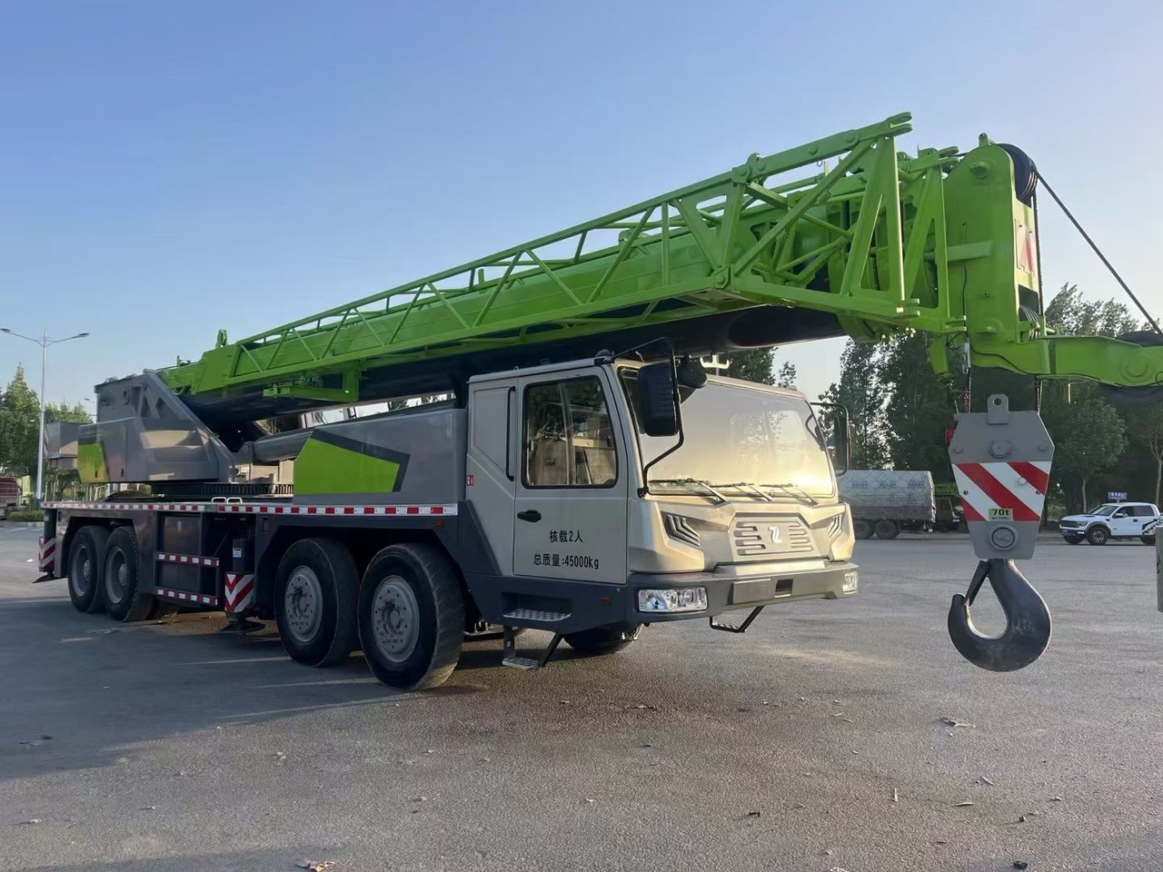 ZOOMLION ZTC700V 70 ton 80 ton ztc800v ztc1000v truck crane - Mobile crane: picture 2 ZOOMLION ZTC700V 70 ton 80 ton ztc800v ztc1000v truck crane - Mobile crane: picture 2