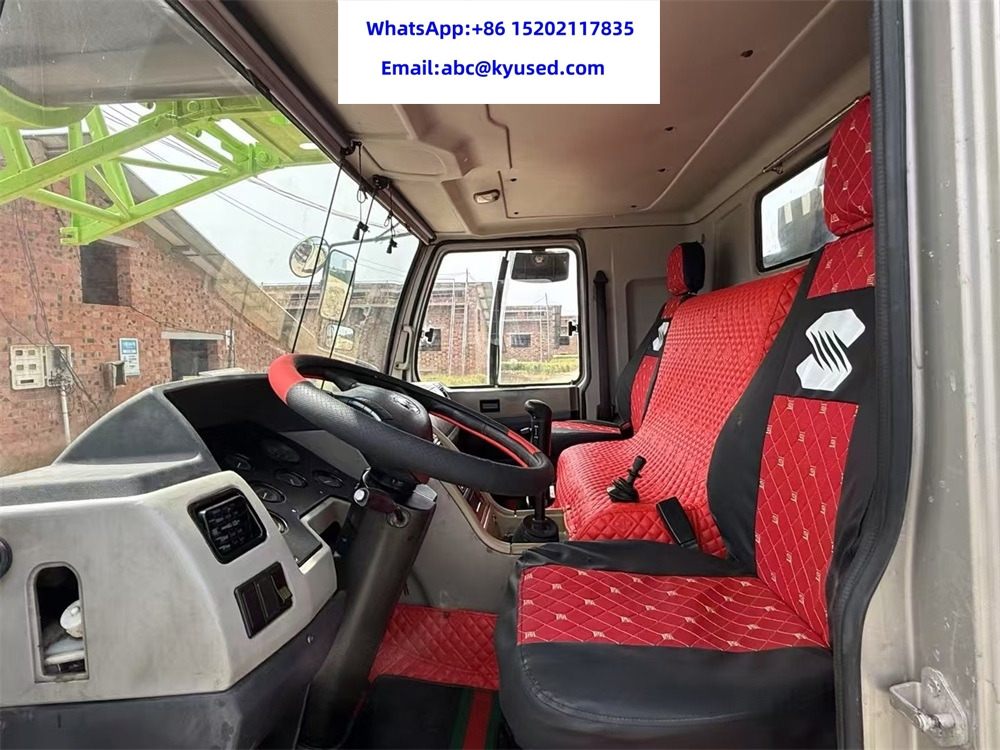 ZOOMLION ZTC700V - Mobile crane: picture 5 ZOOMLION ZTC700V - Mobile crane: picture 5