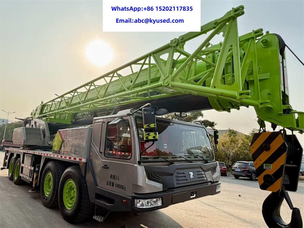 ZOOMLION ZTC800V - Mobile crane: picture 2 ZOOMLION ZTC800V - Mobile crane: picture 2