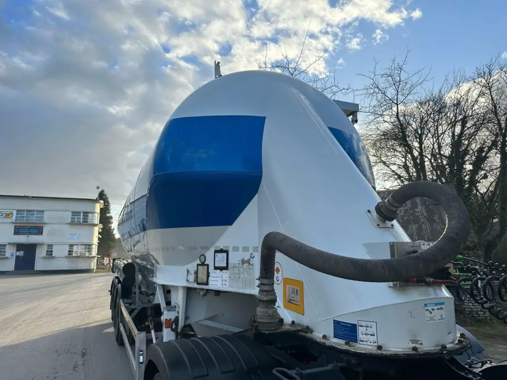 Silo semi-trailer Feldbinder Powder Tanker: picture 8 Silo semi-trailer Feldbinder Powder Tanker: picture 8