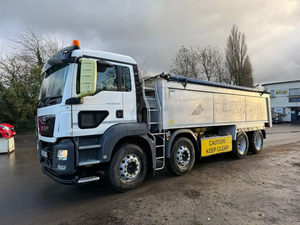 MAN TGS 32.400 Tipper 8x4 - RHD (TXR) - Tipper: picture 2 MAN TGS 32.400 Tipper 8x4 - RHD (TXR) - Tipper: picture 2