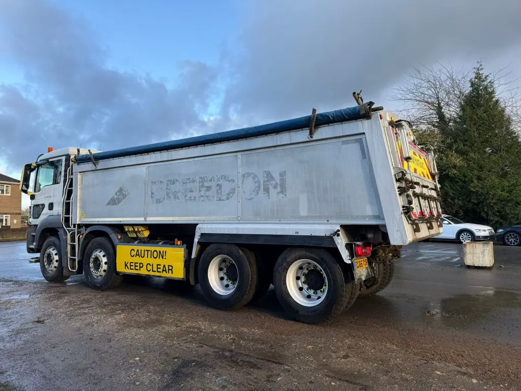MAN TGS 32.400 Tipper 8x4 - RHD (TXR) - Tipper: picture 5 MAN TGS 32.400 Tipper 8x4 - RHD (TXR) - Tipper: picture 5