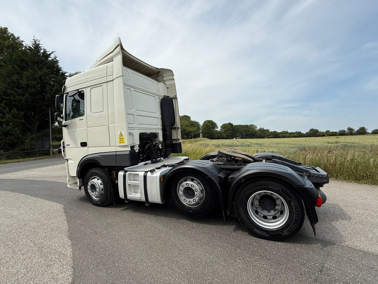DAF XF 105 480 RHD - Tractor unit: picture 2 DAF XF 105 480 RHD - Tractor unit: picture 2