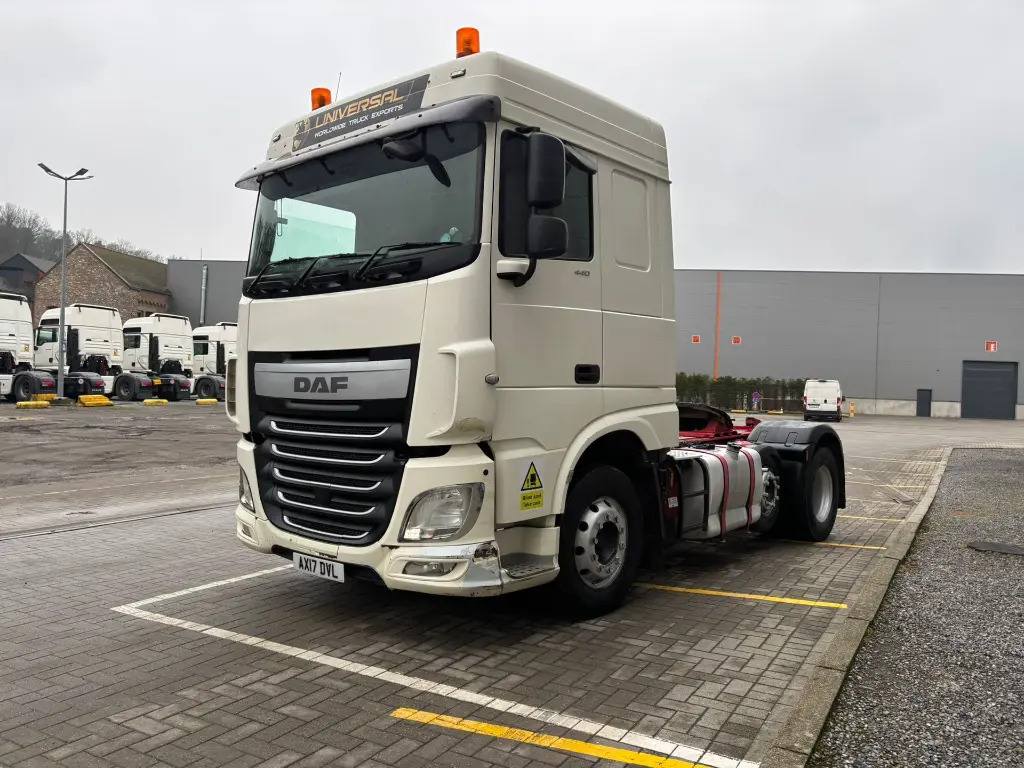 DAF XF 440 6x2 (ADR - Hydraulics) - RHD (DVL) - Tractor unit: picture 2 DAF XF 440 6x2 (ADR - Hydraulics) - RHD (DVL) - Tractor unit: picture 2