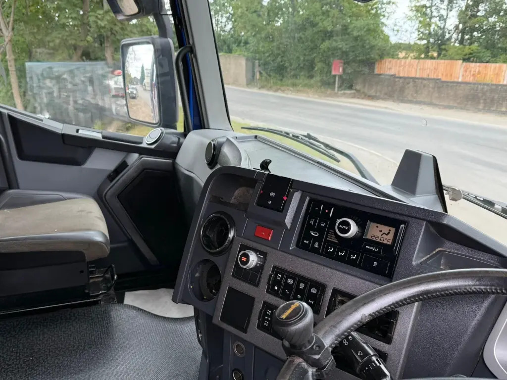Renault T 460 (1440) - Tractor unit: picture 4 Renault T 460 (1440) - Tractor unit: picture 4