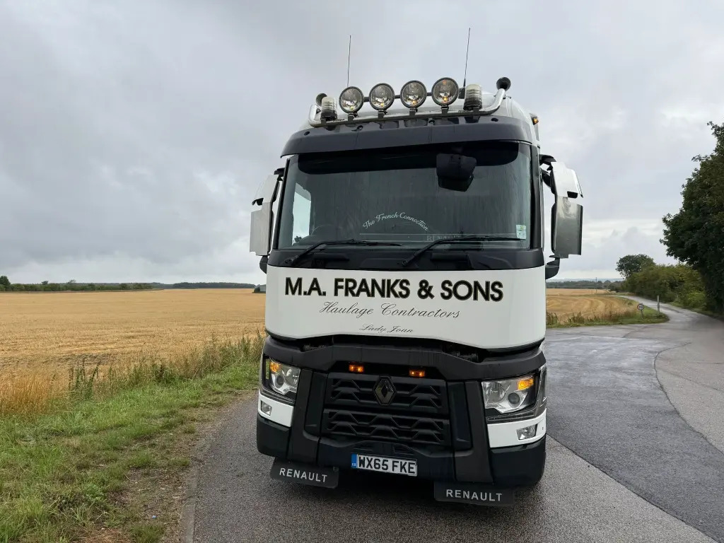 Renault T 460 (FKE) - Tractor unit: picture 3 Renault T 460 (FKE) - Tractor unit: picture 3