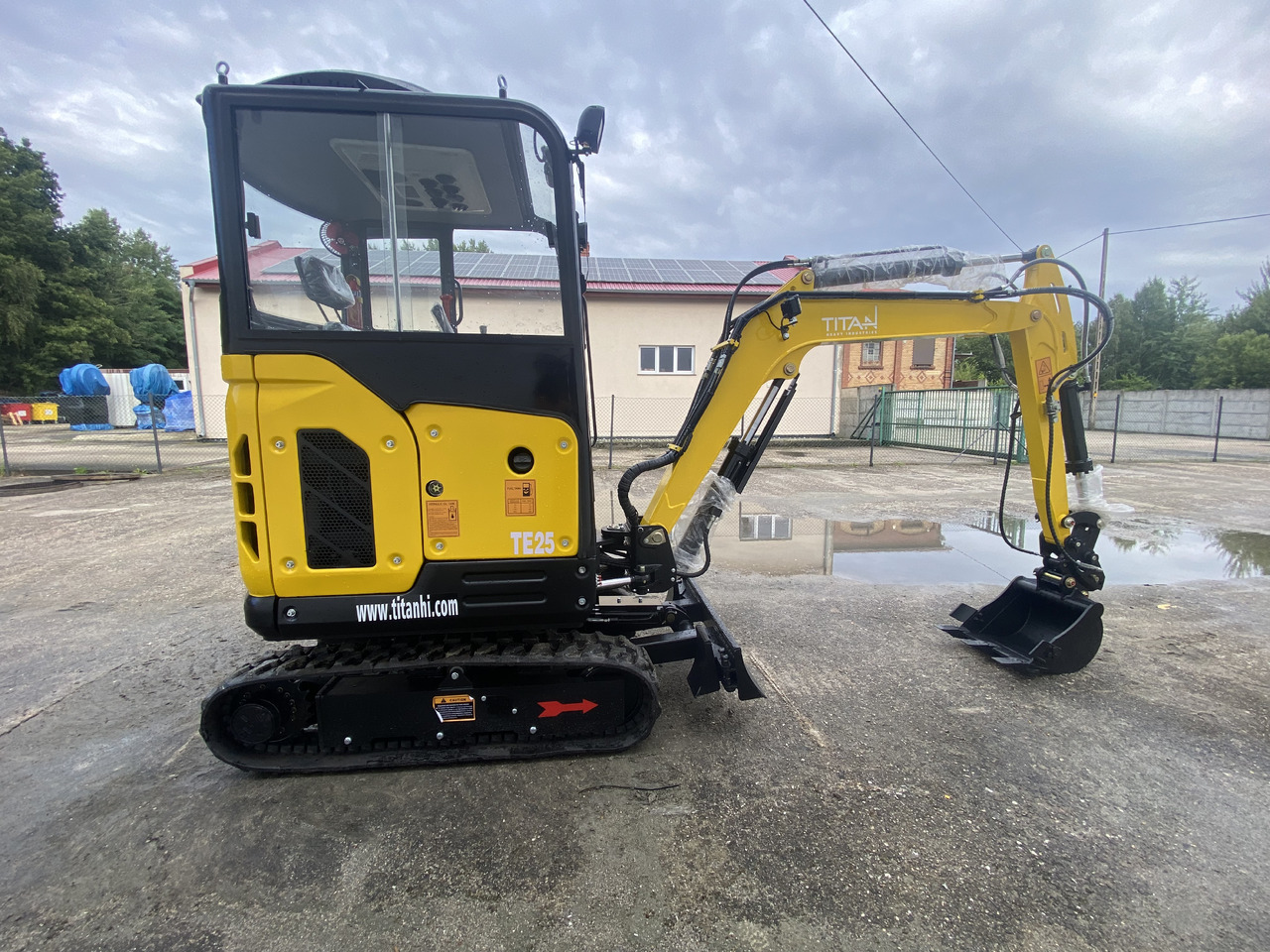 TITAN TE25 - Mini excavator: picture 5 TITAN TE25 - Mini excavator: picture 5