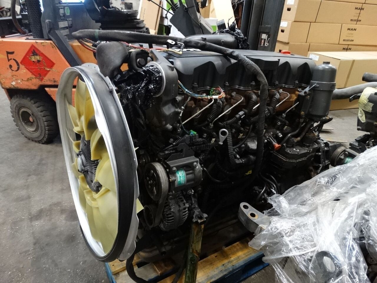 DAF MX300S1 410 DAF XF 105 - Engine for Truck: picture 2 DAF MX300S1 410 DAF XF 105 - Engine for Truck: picture 2