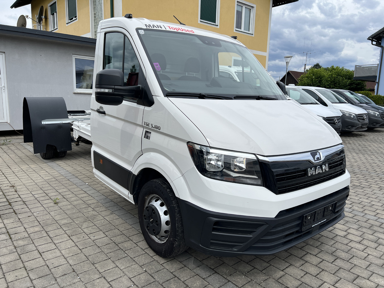 MAN TGE 5.180 Fahrgestell | Klima | Euro 6 | Schaltgetriebe | - Commercial vehicle: picture 2 MAN TGE 5.180 Fahrgestell | Klima | Euro 6 | Schaltgetriebe | - Commercial vehicle: picture 2