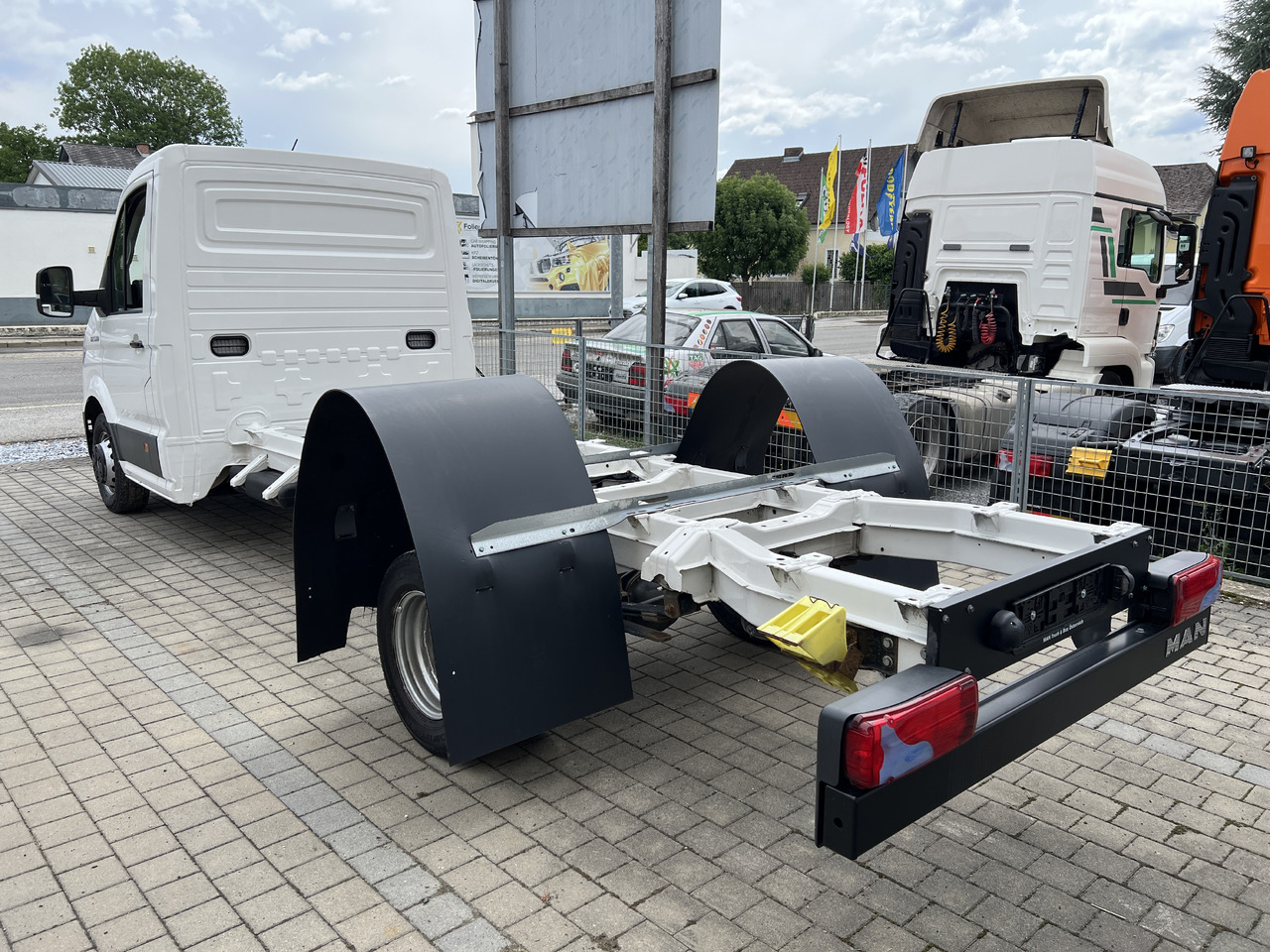 MAN TGE 5.180 Fahrgestell | Klima | Euro 6 | Schaltgetriebe | - Commercial vehicle: picture 5 MAN TGE 5.180 Fahrgestell | Klima | Euro 6 | Schaltgetriebe | - Commercial vehicle: picture 5