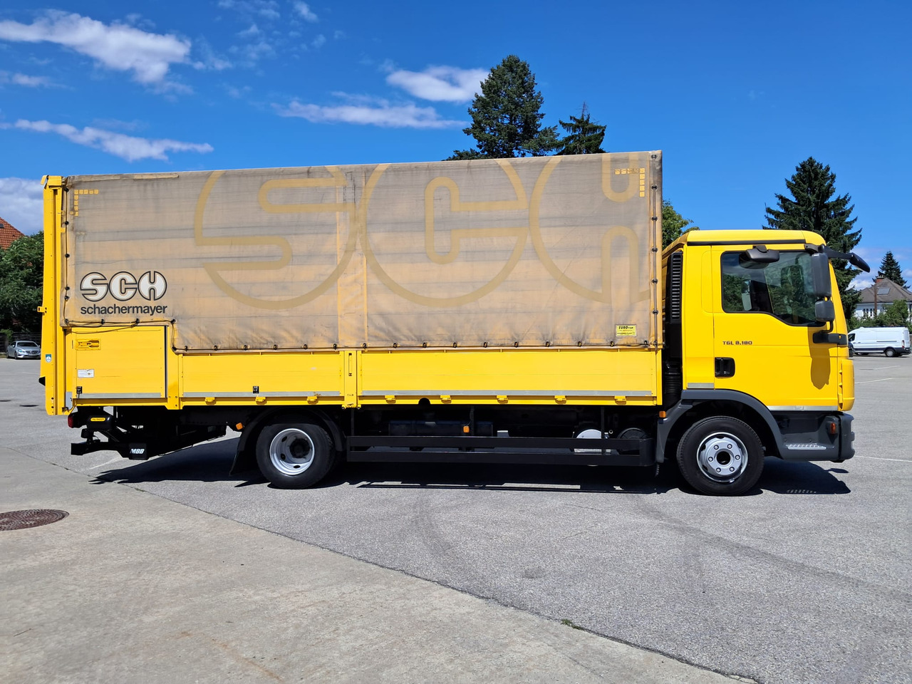 MAN MAN TGL 8.180 Pritsche + LBW | Klima | Tempomat | Schaltgetriebe - Dropside/ Flatbed truck: picture 3 MAN MAN TGL 8.180 Pritsche + LBW | Klima | Tempomat | Schaltgetriebe - Dropside/ Flatbed truck: picture 3