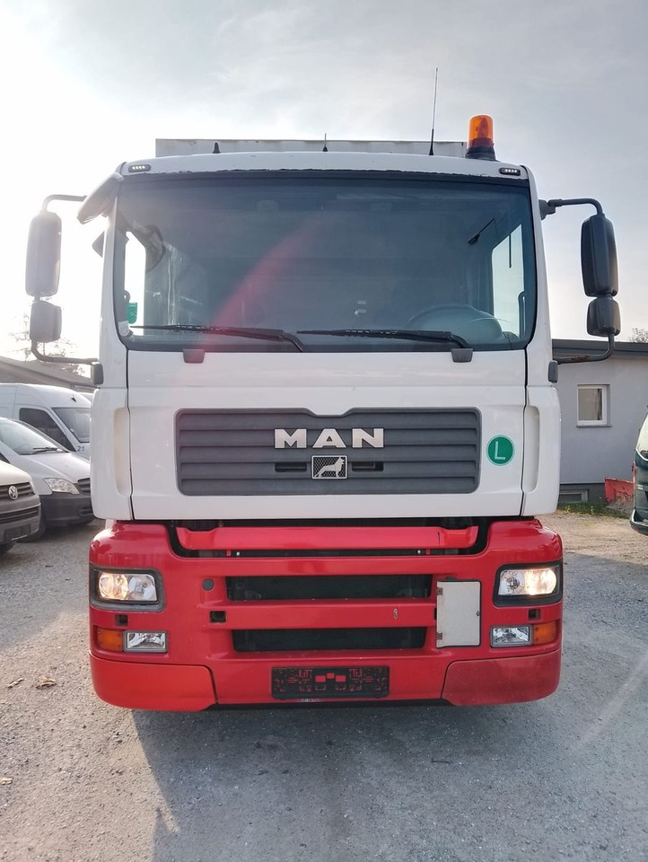 MAN TGA 18 320 - Container transporter/ Swap body truck: picture 5 MAN TGA 18 320 - Container transporter/ Swap body truck: picture 5
