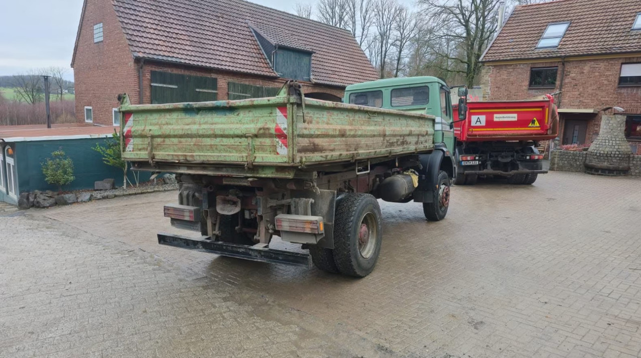 Mercedes-Benz 1824 - Tipper: picture 4 Mercedes-Benz 1824 - Tipper: picture 4