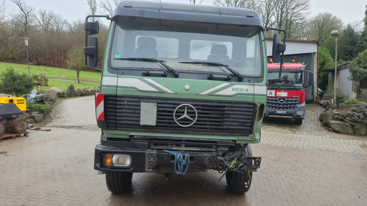 Mercedes-Benz 1824 - Tipper: picture 2 Mercedes-Benz 1824 - Tipper: picture 2