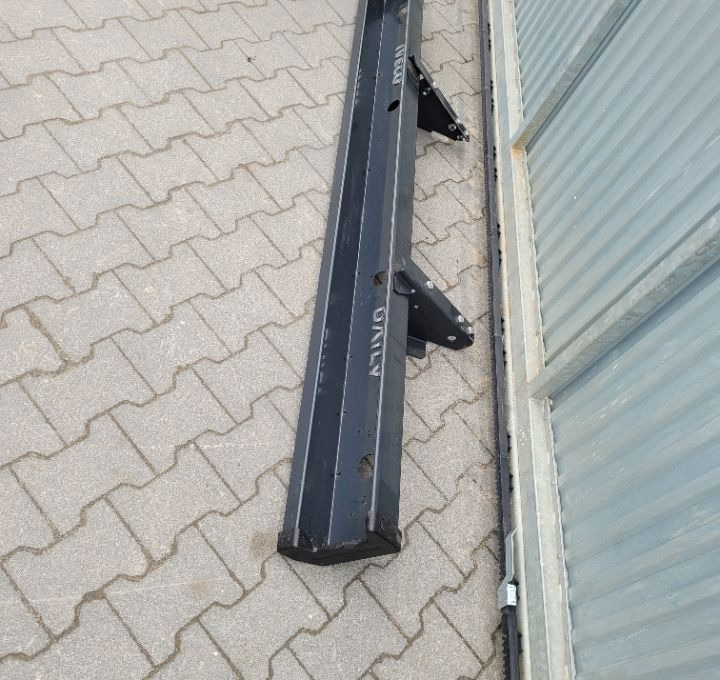 BELKA ZDERZAKA IVECO DAILY NM. 5802852184 - Body and exterior: picture 2 BELKA ZDERZAKA IVECO DAILY NM. 5802852184 - Body and exterior: picture 2