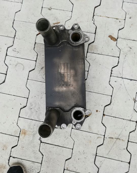 CHŁODNICA OLEJU RETARDERA MAN ZF 6679237 - Cooling system for Truck: picture 2 CHŁODNICA OLEJU RETARDERA MAN ZF 6679237 - Cooling system for Truck: picture 2