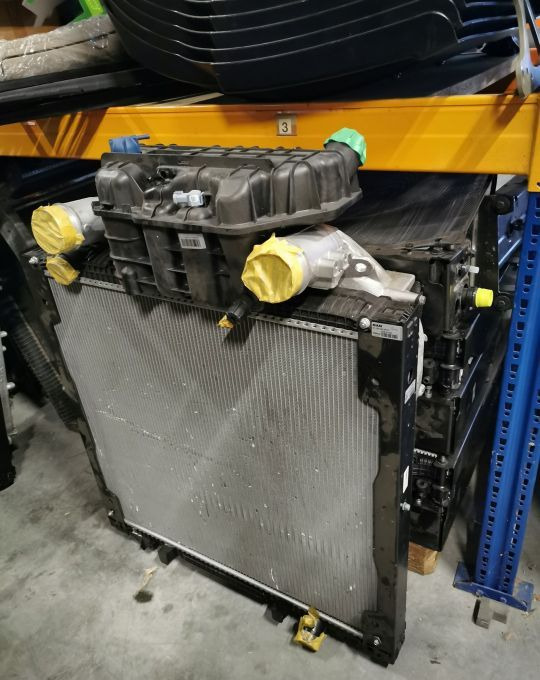 CHŁODNICE MAN TGS NEW MODEL 81.06100-6917 - Radiator for Truck: picture 2 CHŁODNICE MAN TGS NEW MODEL 81.06100-6917 - Radiator for Truck: picture 2