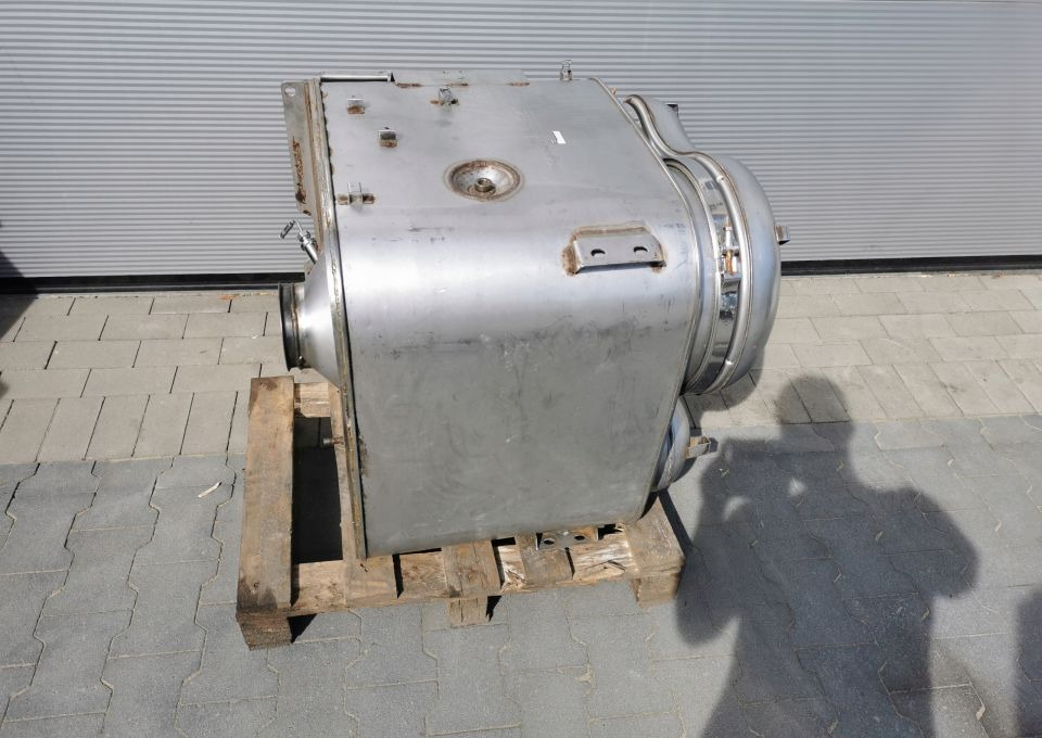 KATALIZATOR MAN TGX E6. BUDOWLANKA 81.15103.6114 - Catalytic converter: picture 1 KATALIZATOR MAN TGX E6. BUDOWLANKA 81.15103.6114 - Catalytic converter: picture 1