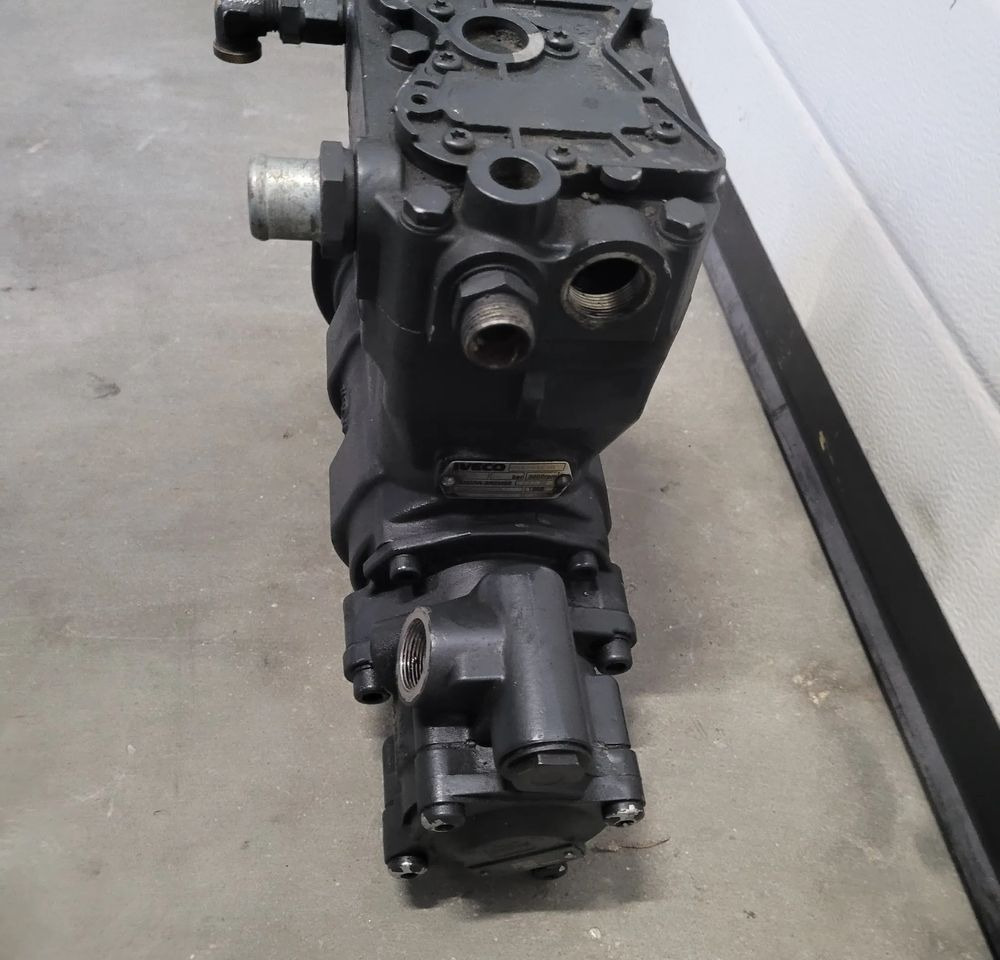 KOMPRESOR +WSPOMAGANIE IVECO STRALIS ORYGINAŁ 504293730 CHWALIM116 - Air brake compressor for Truck: picture 3 KOMPRESOR +WSPOMAGANIE IVECO STRALIS ORYGINAŁ 504293730 CHWALIM116 - Air brake compressor for Truck: picture 3