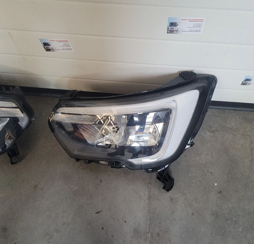 LAMPY RENAULT MASTER 3 ORYGINAŁ CHWALIM116 USZKODZONE - Lights/ Lighting for Commercial vehicle: picture 2 LAMPY RENAULT MASTER 3 ORYGINAŁ CHWALIM116 USZKODZONE - Lights/ Lighting for Commercial vehicle: picture 2
