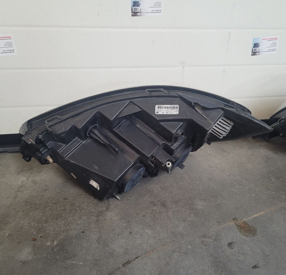 LAMPY RENAULT MASTER 3 ORYGINAŁ CHWALIM116 USZKODZONE - Lights/ Lighting for Commercial vehicle: picture 4 LAMPY RENAULT MASTER 3 ORYGINAŁ CHWALIM116 USZKODZONE - Lights/ Lighting for Commercial vehicle: picture 4