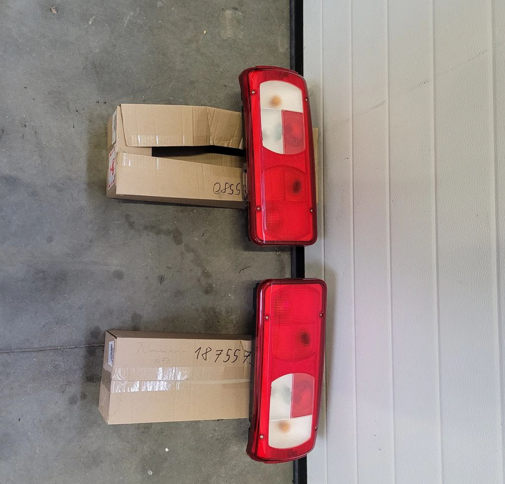 LAMPY TYL DAF XF CF ORYGINAŁ KOMPLET OM 1875579 CHWALIM116 - Tail light for Truck: picture 1 LAMPY TYL DAF XF CF ORYGINAŁ KOMPLET OM 1875579 CHWALIM116 - Tail light for Truck: picture 1